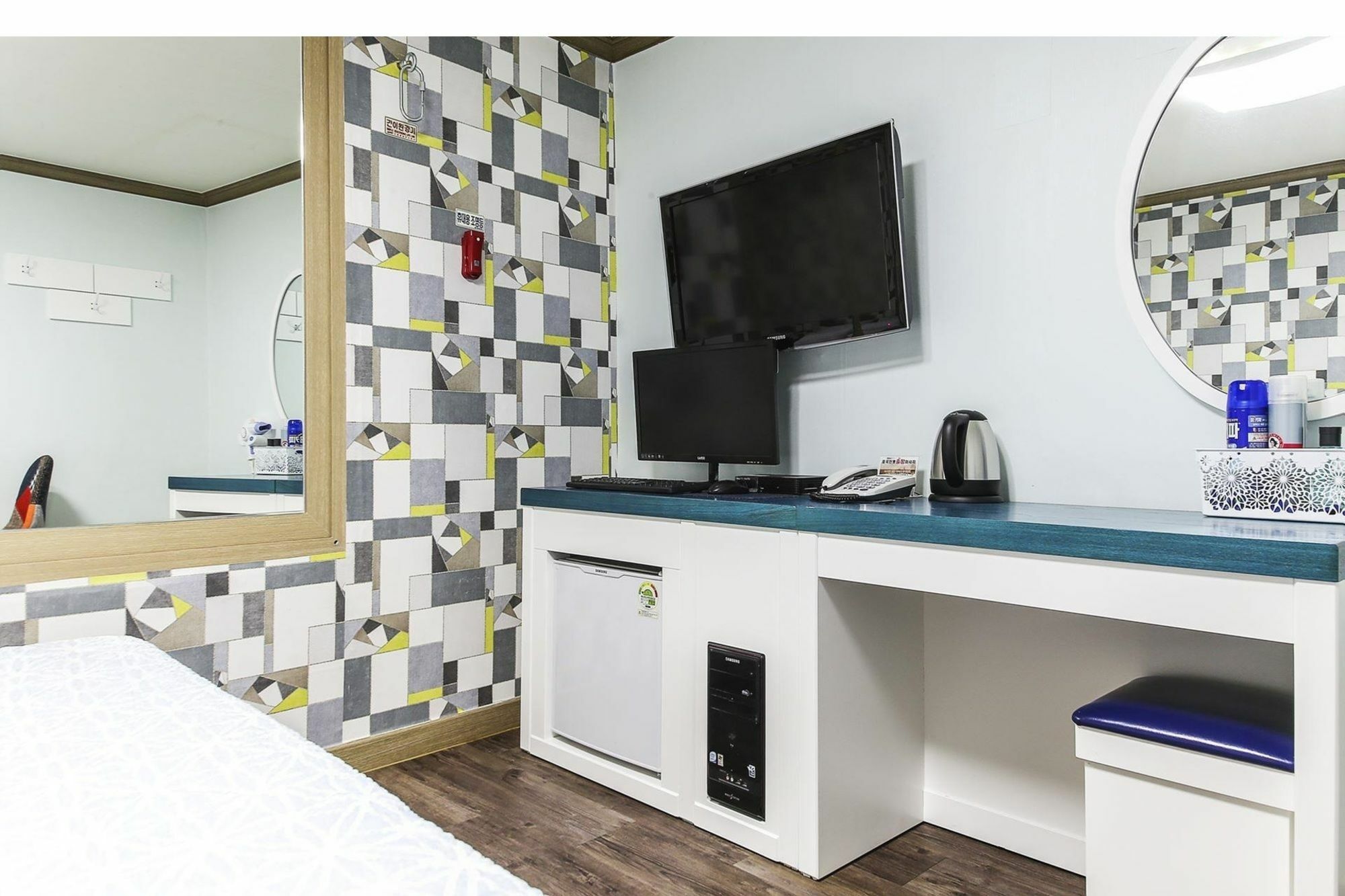 Dubai Motel Daejeon Buitenkant foto