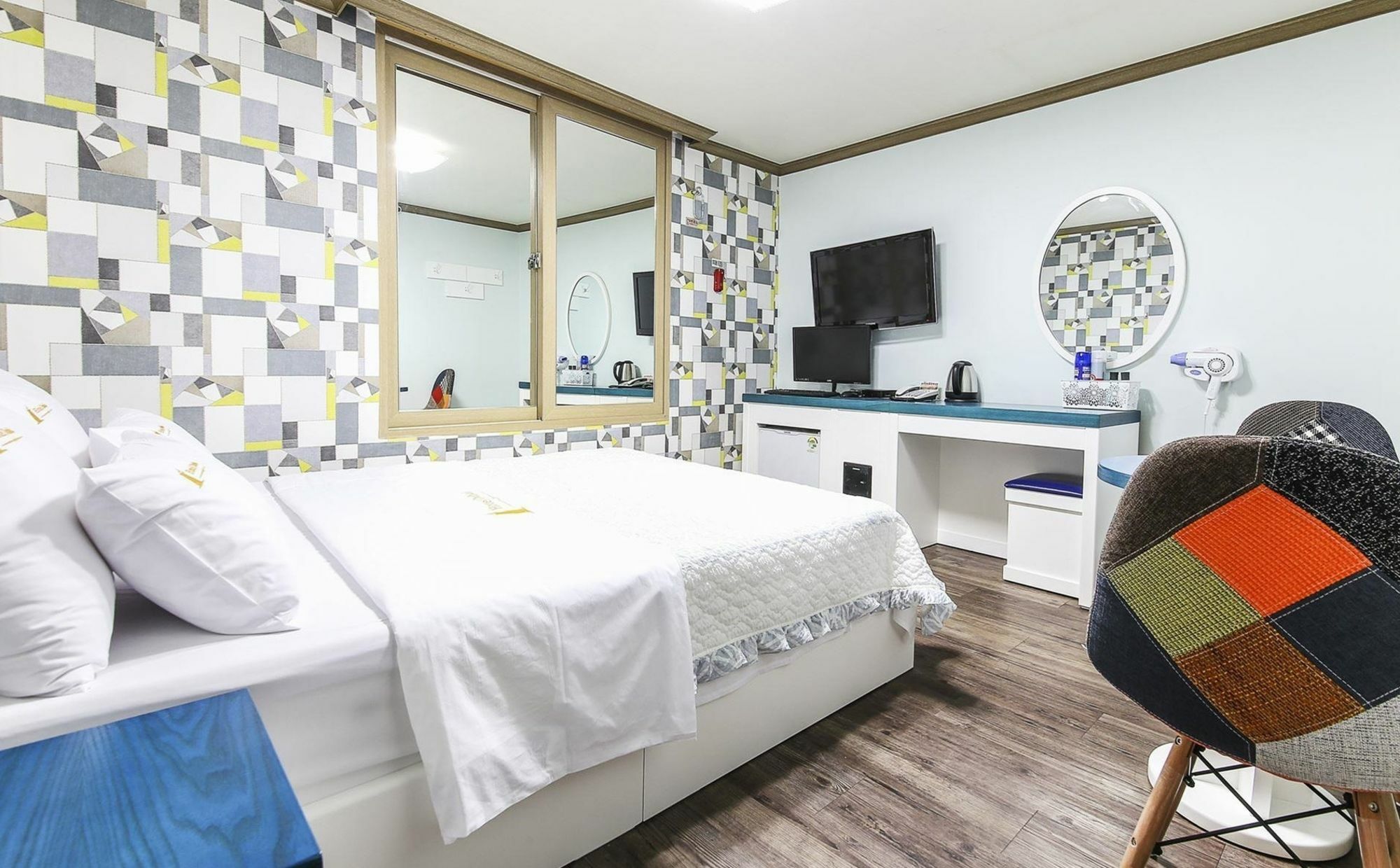 Dubai Motel Daejeon Buitenkant foto